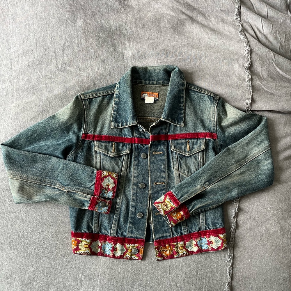 Jean Jacket - fabric details